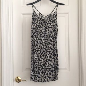 Forever 21 Women’s Dress Daisy Black White Sundress Sleeveless Size Large